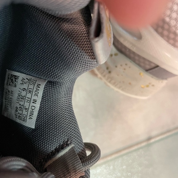 Adidas exhibit A Candace Parker shoes w size 7.5 - Picture 5 of 7